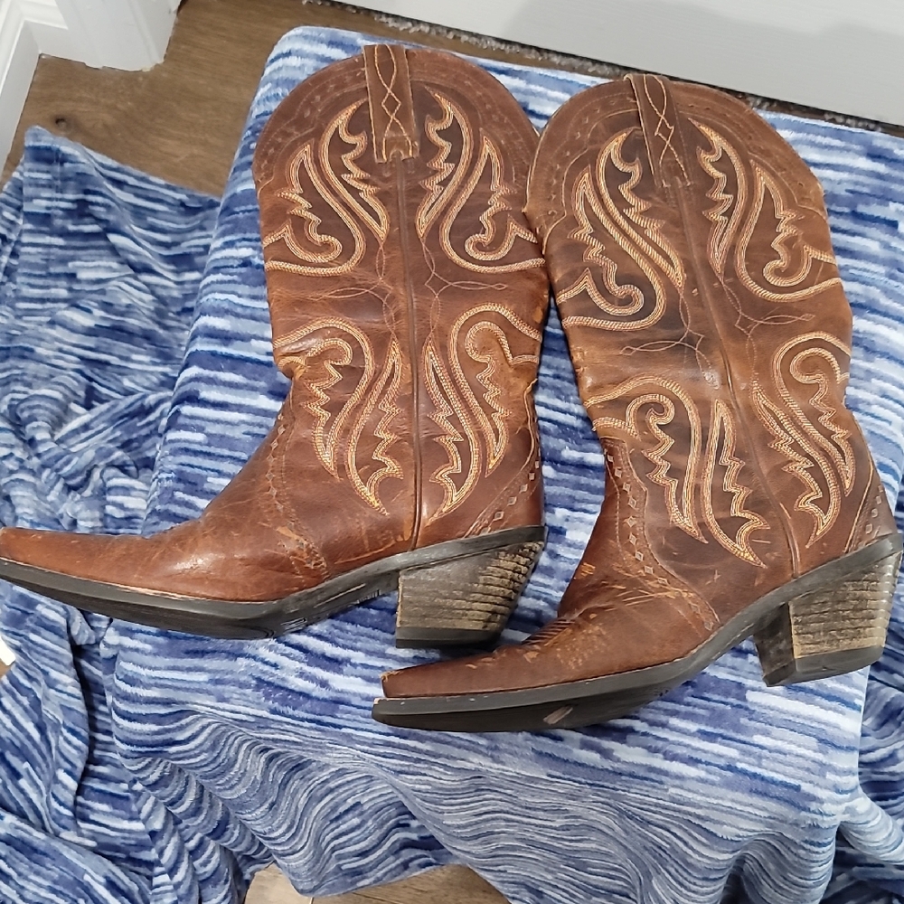 Ariat Tan and Brown Western Boots